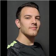 Professor com mais de 5 anos de experiência em escolas de idiomas, divertido e amigável